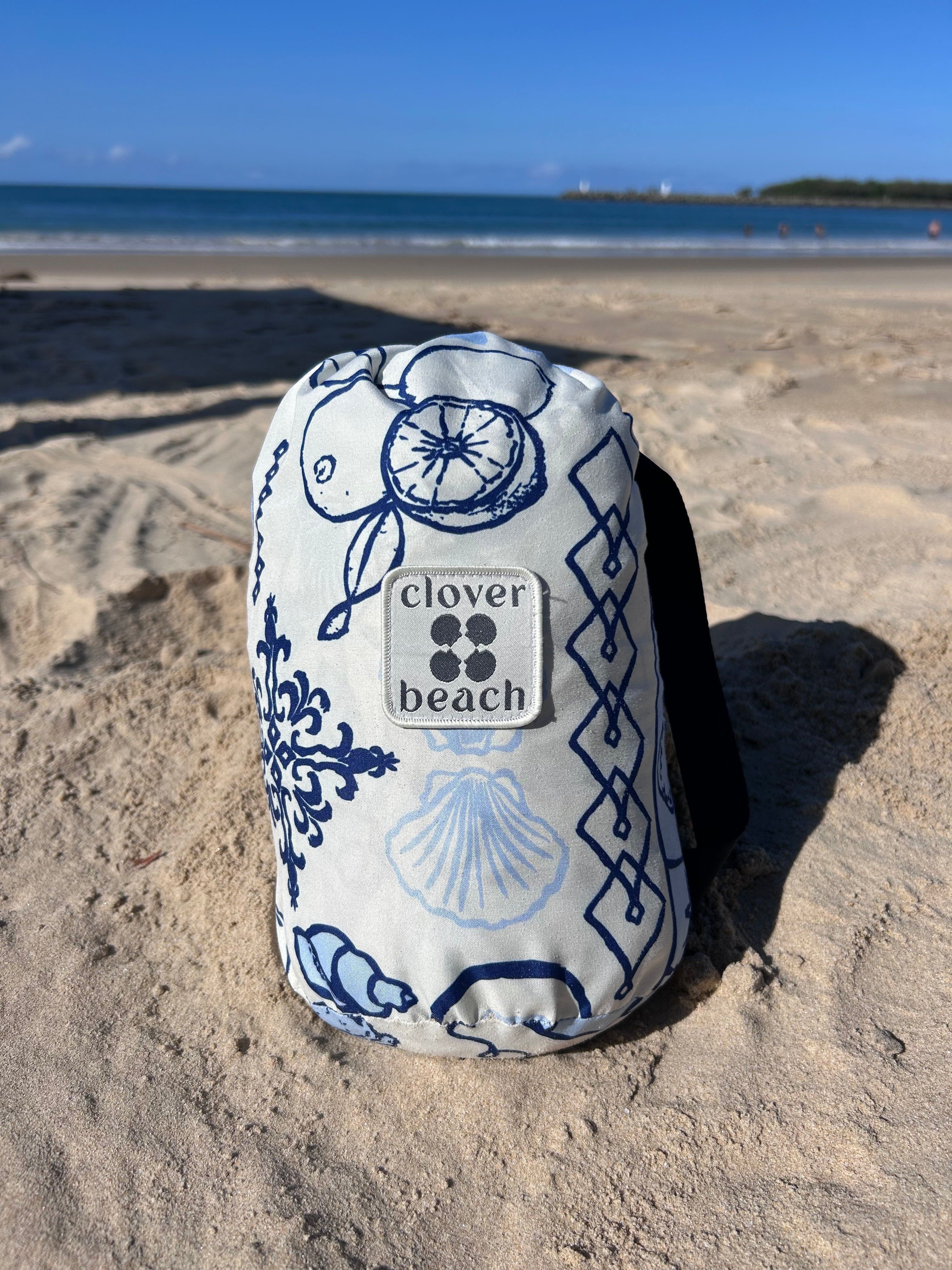 Italian Summer |  2.75m XL Beach Blanket | Sand-Free | 100% Recycled Fabric | Cabana Fit