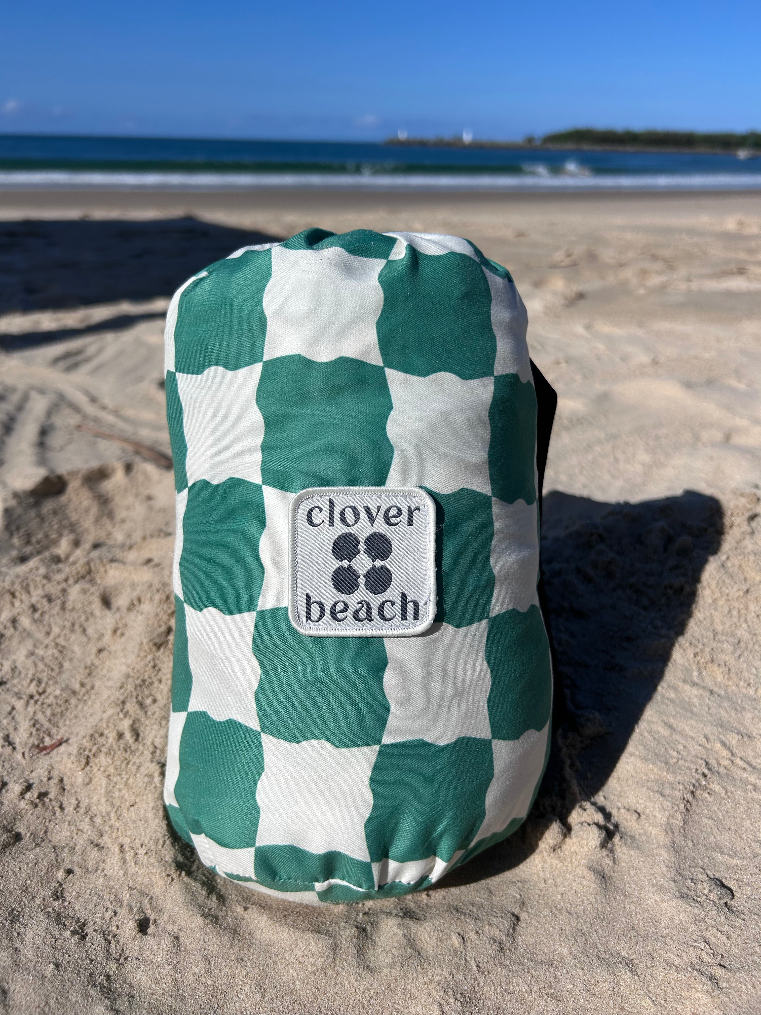 Signature Check |  2.75m XL Beach Blanket | Sand-Free | 100% Recycled Fabric | Cabana Fit