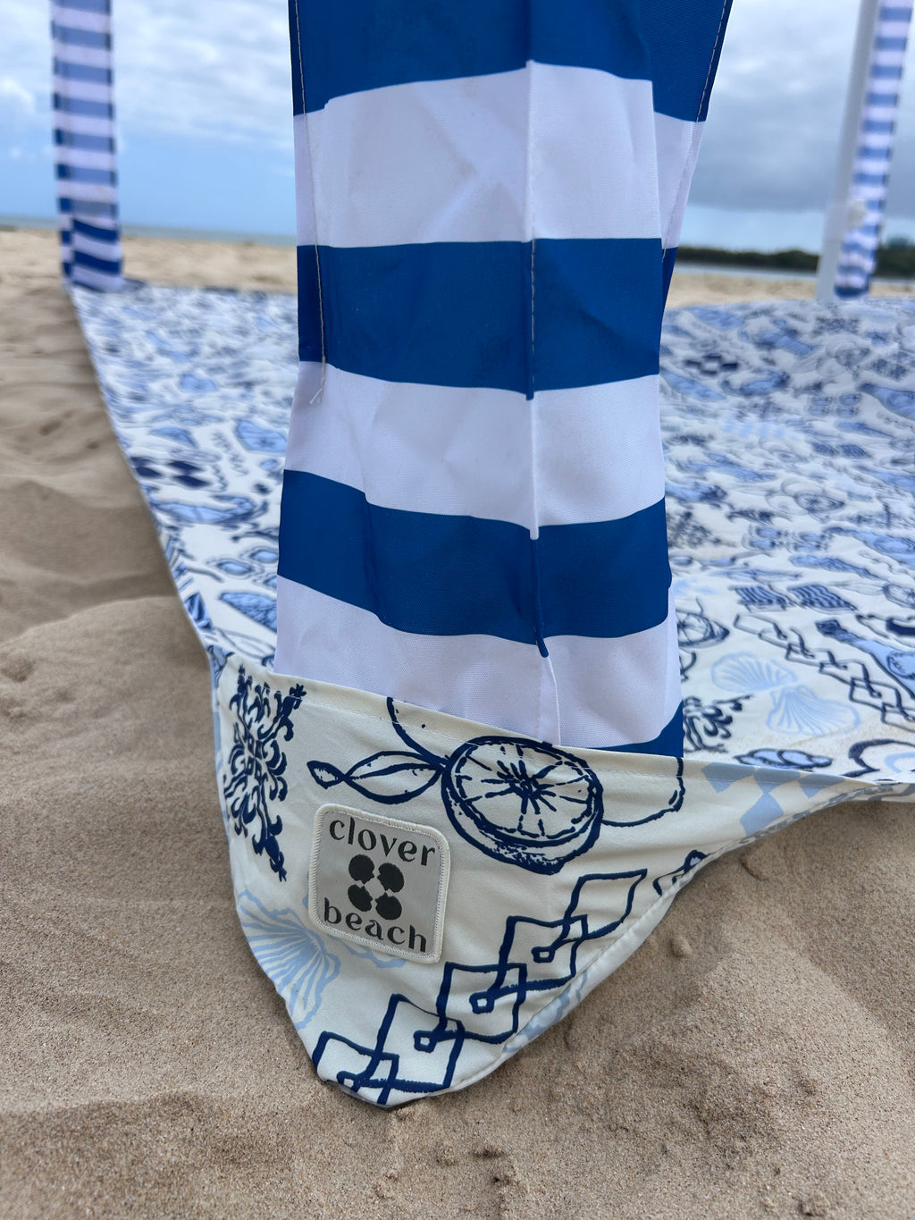 Italian Summer |  2.75m XL Beach Blanket | Sand-Free | 100% Recycled Fabric | Cabana Fit