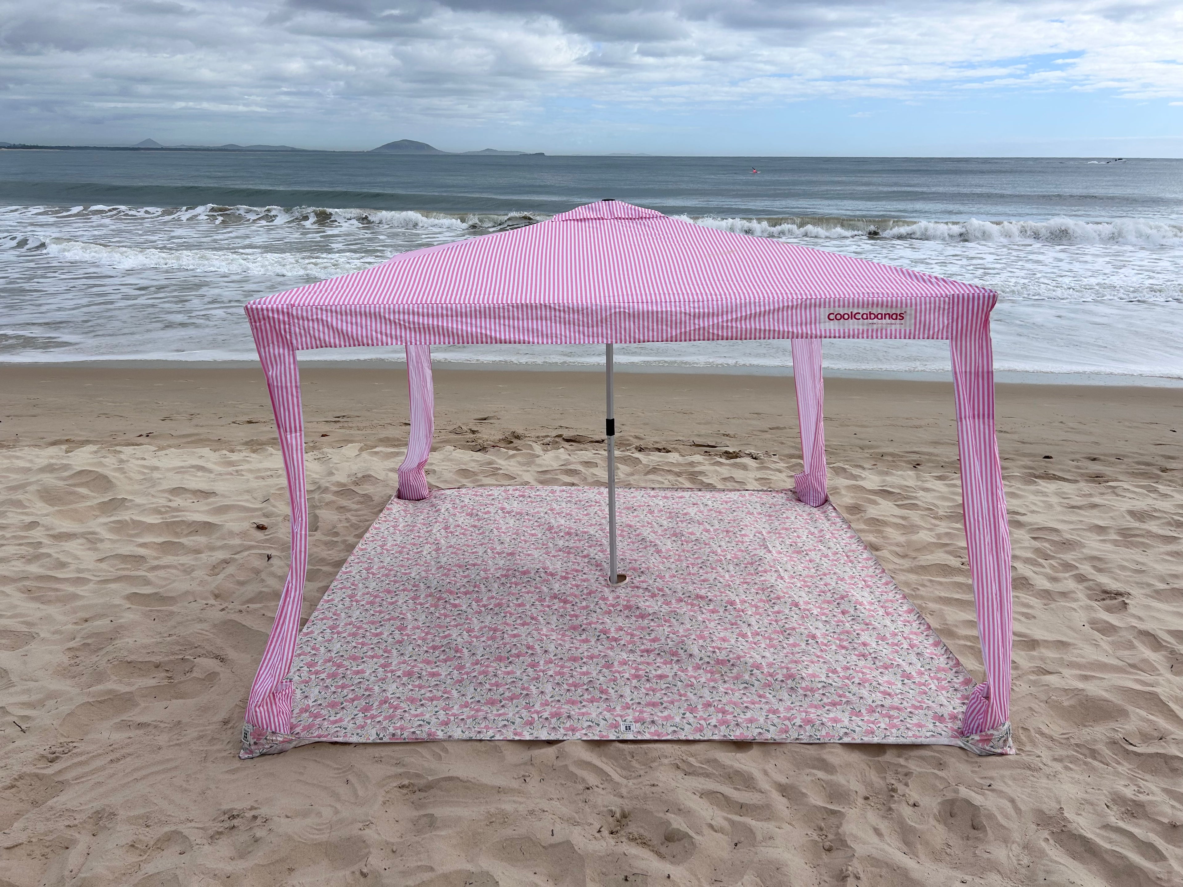 Vintage Meadow | 2.75m XL Beach Blanket | Sand-Free | 100% Recycled Fabric | Cabana Fit